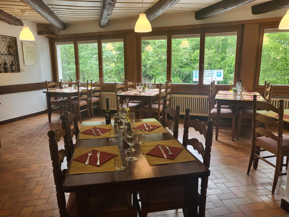 Hotel Ristorante Della Stazione à Tegna Extérieur photo